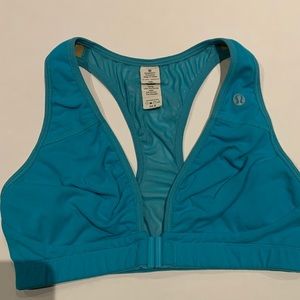Lululemon Sports Bra 34B Front Clasp